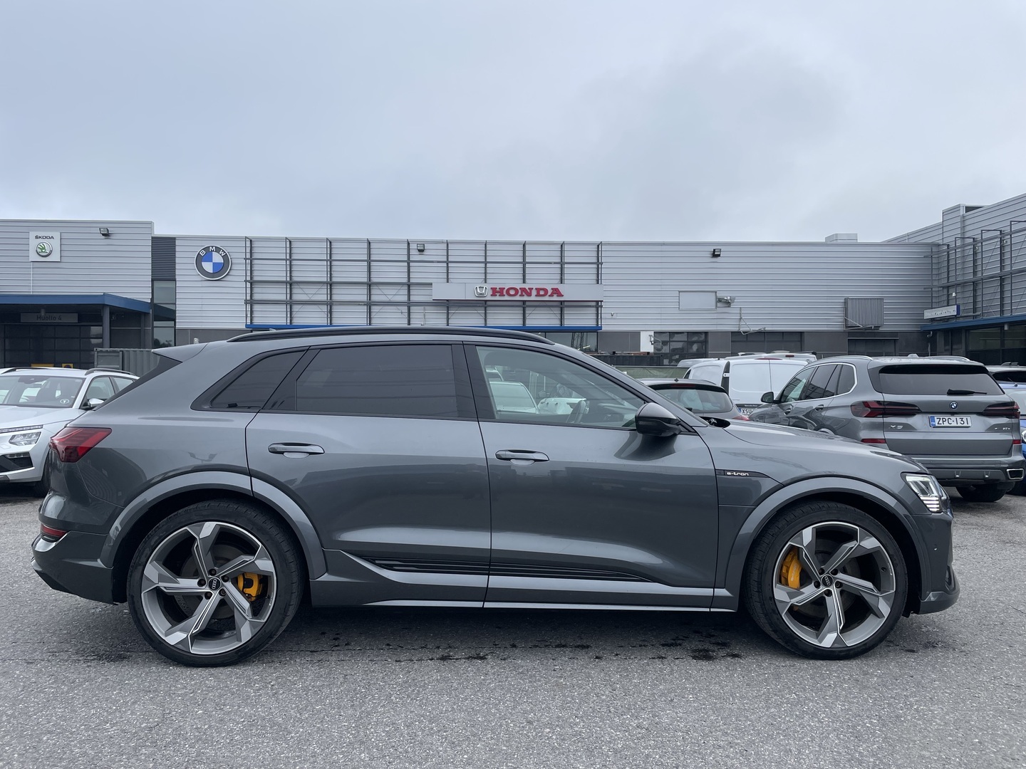 AUDI e-tron 2021