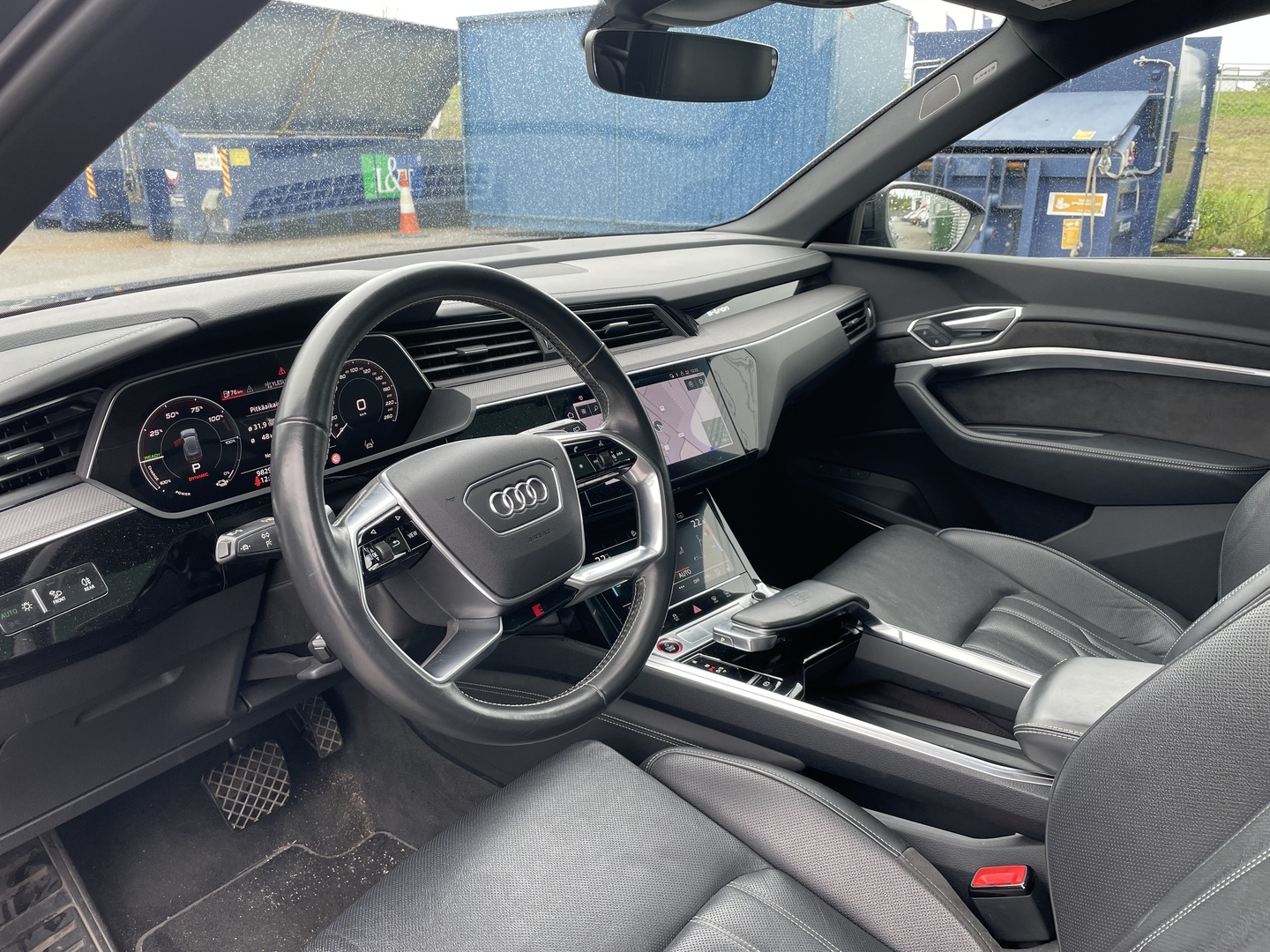 AUDI e-tron 2021