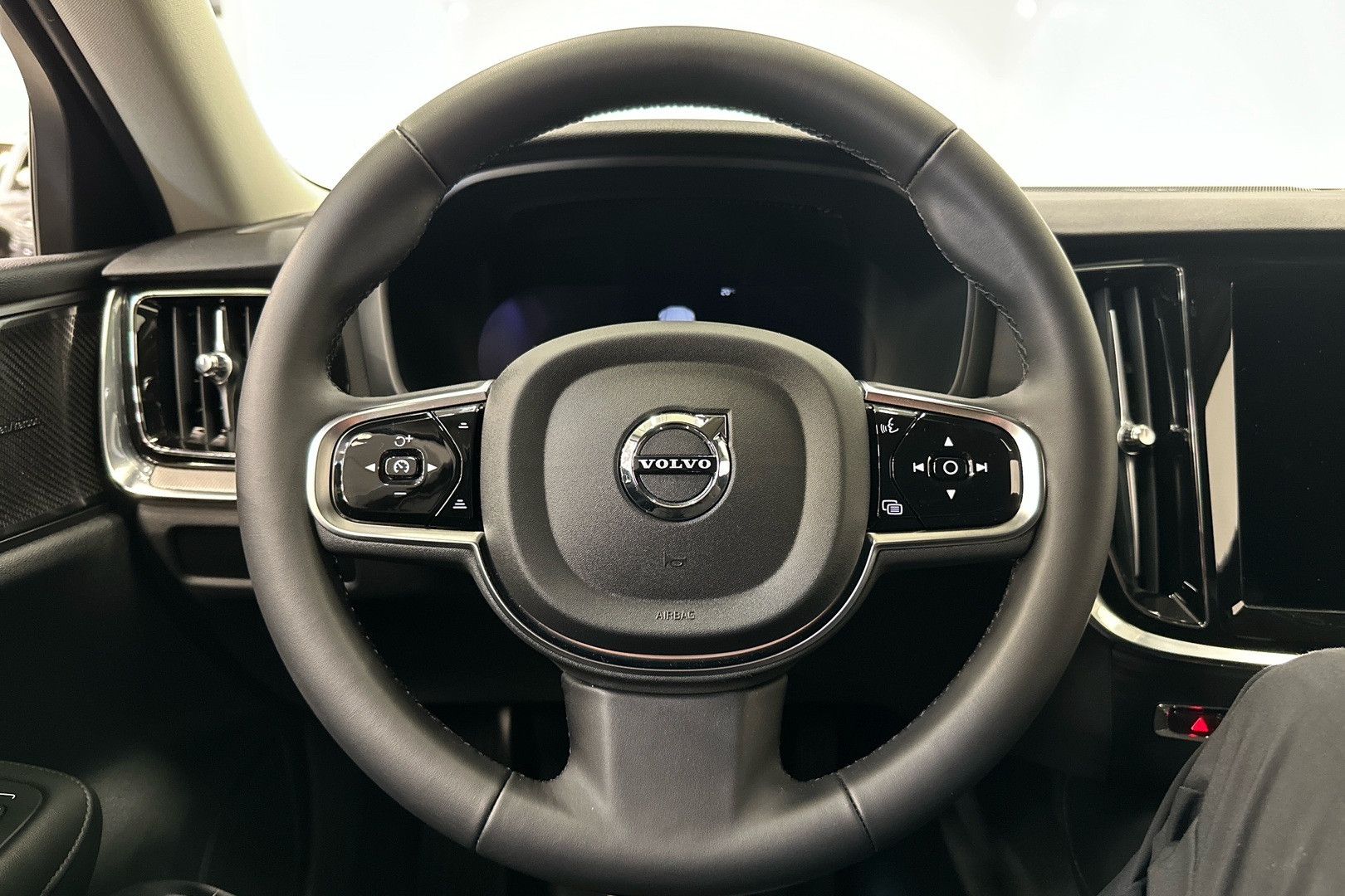 VOLVO S60 11
