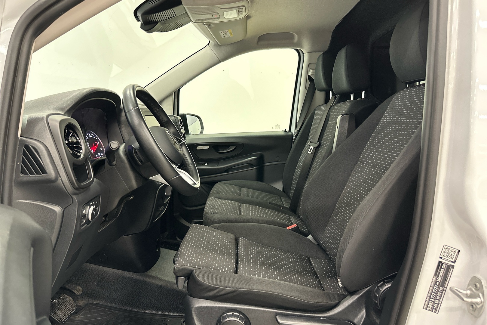 MERCEDES-BENZ VITO 2024