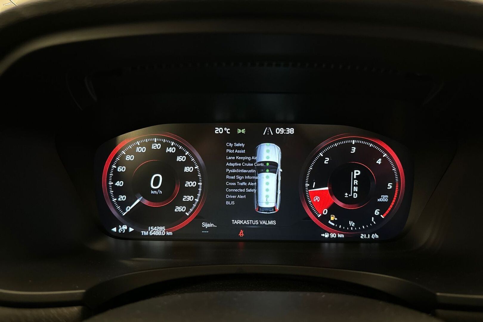 VOLVO V90 Cross Country 2017