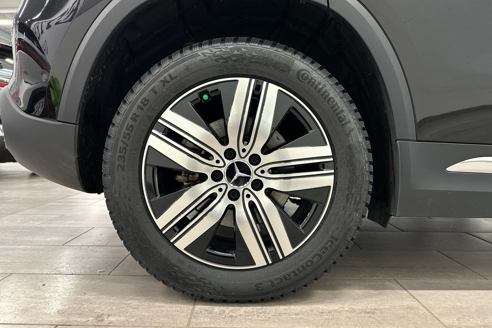 MERCEDES-BENZ EQA 2025