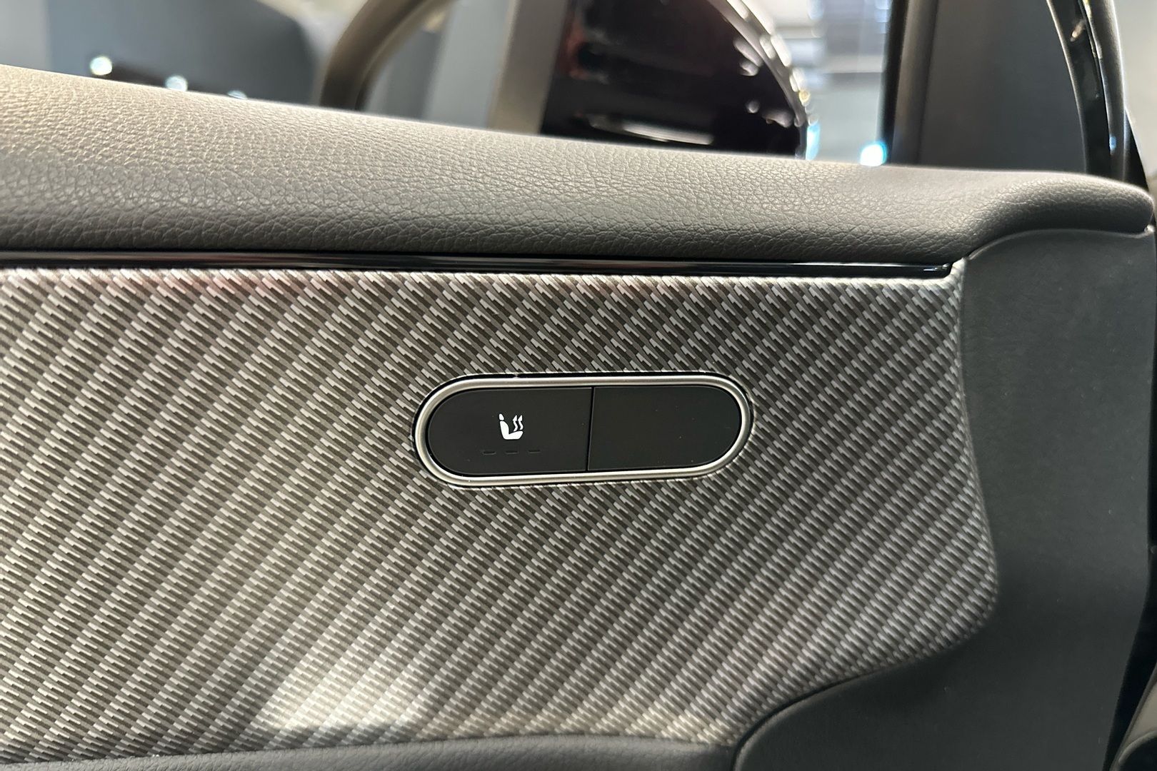 MERCEDES-BENZ A 2025