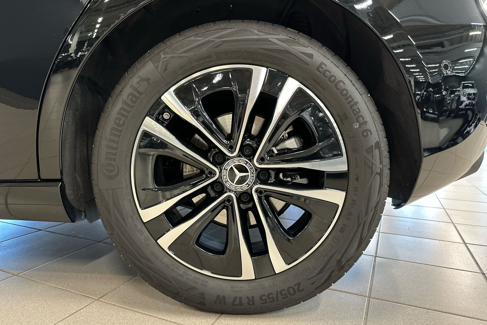 MERCEDES-BENZ A 2025