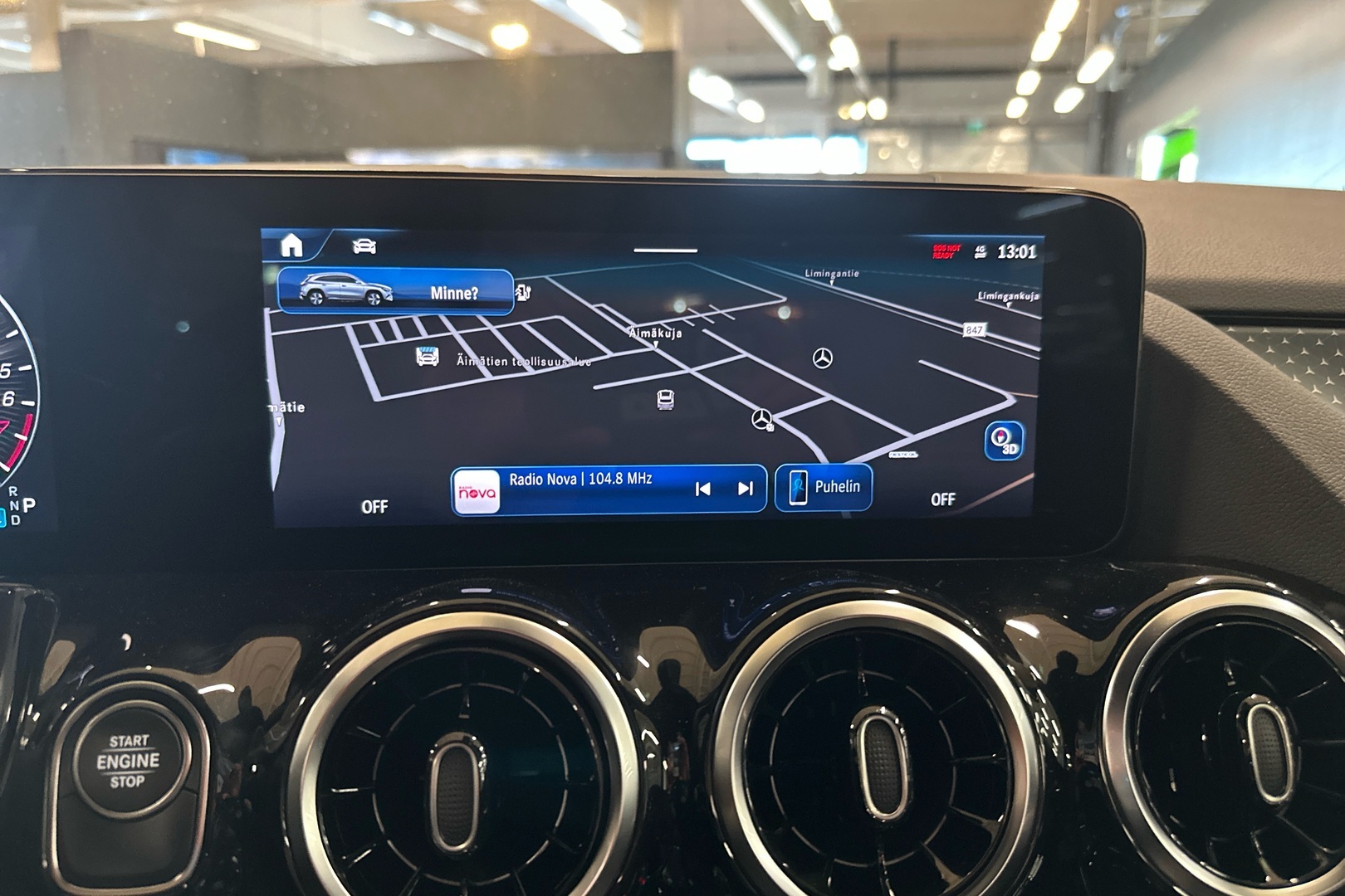 MERCEDES-BENZ GLA 2025