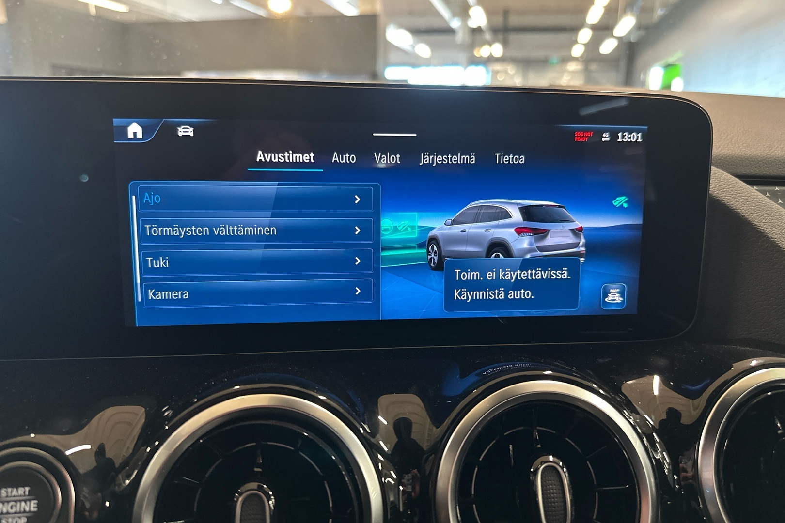 MERCEDES-BENZ GLA 2025