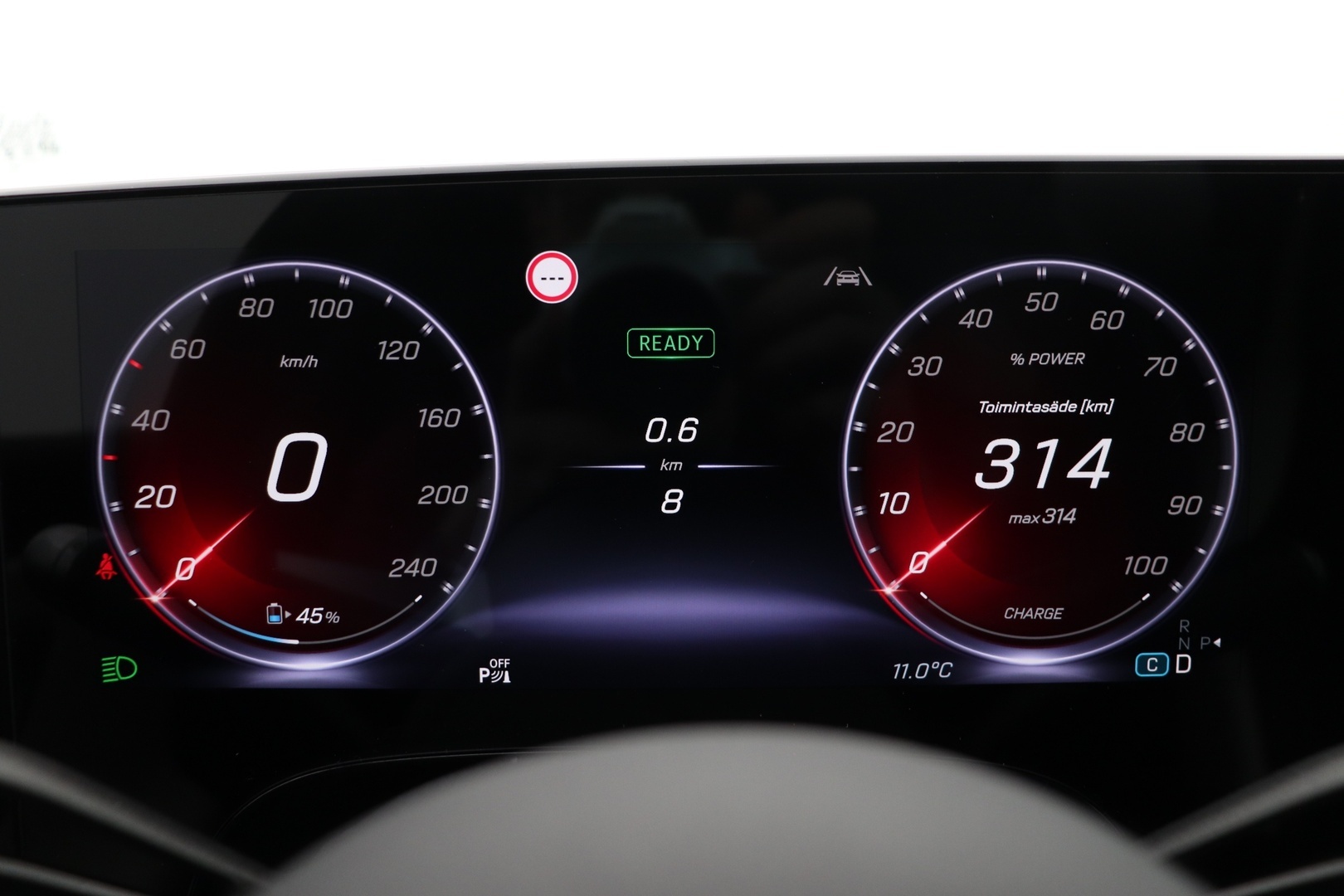 MERCEDES-BENZ CLA 12
