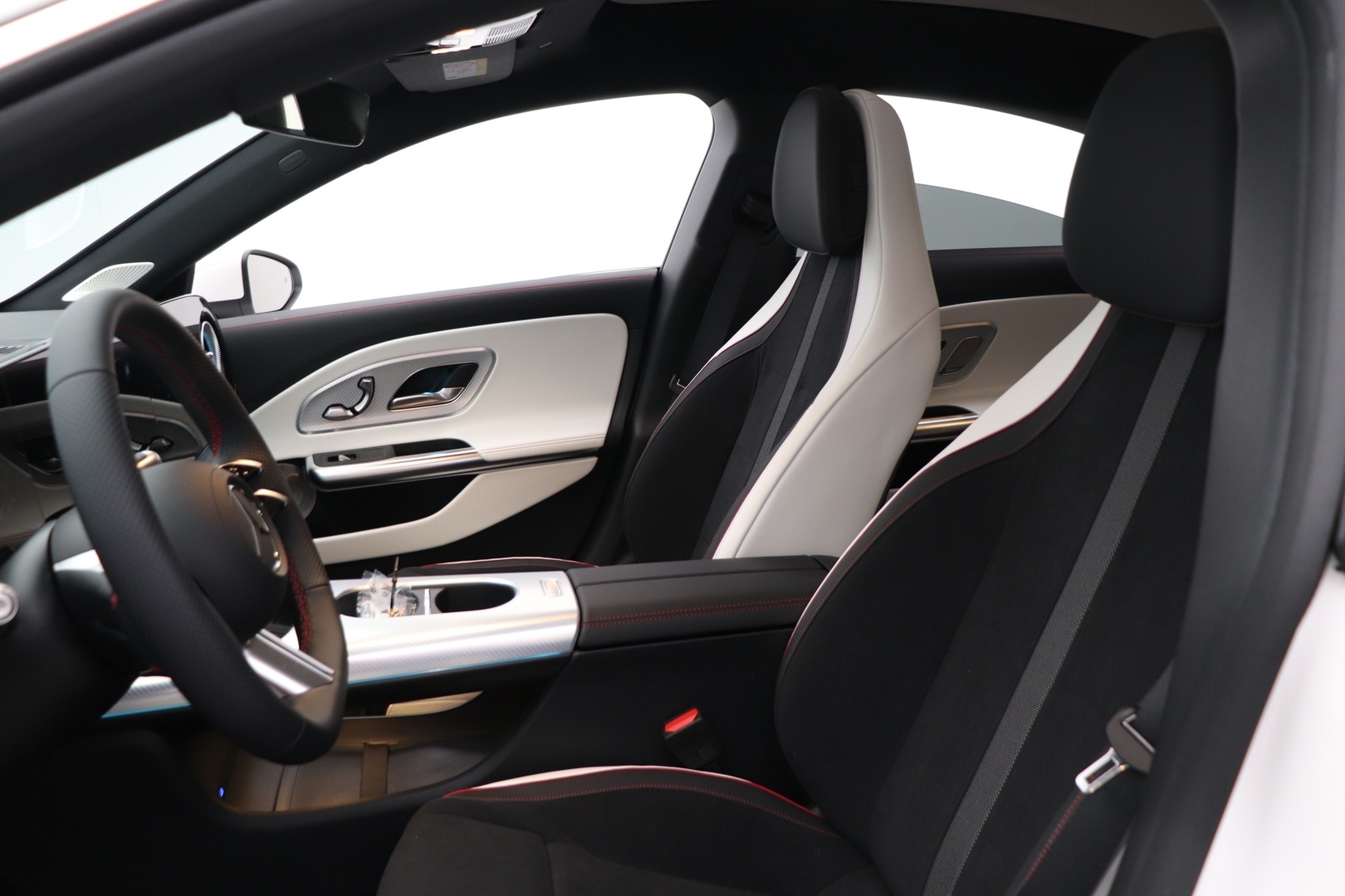 MERCEDES-BENZ CLA 31