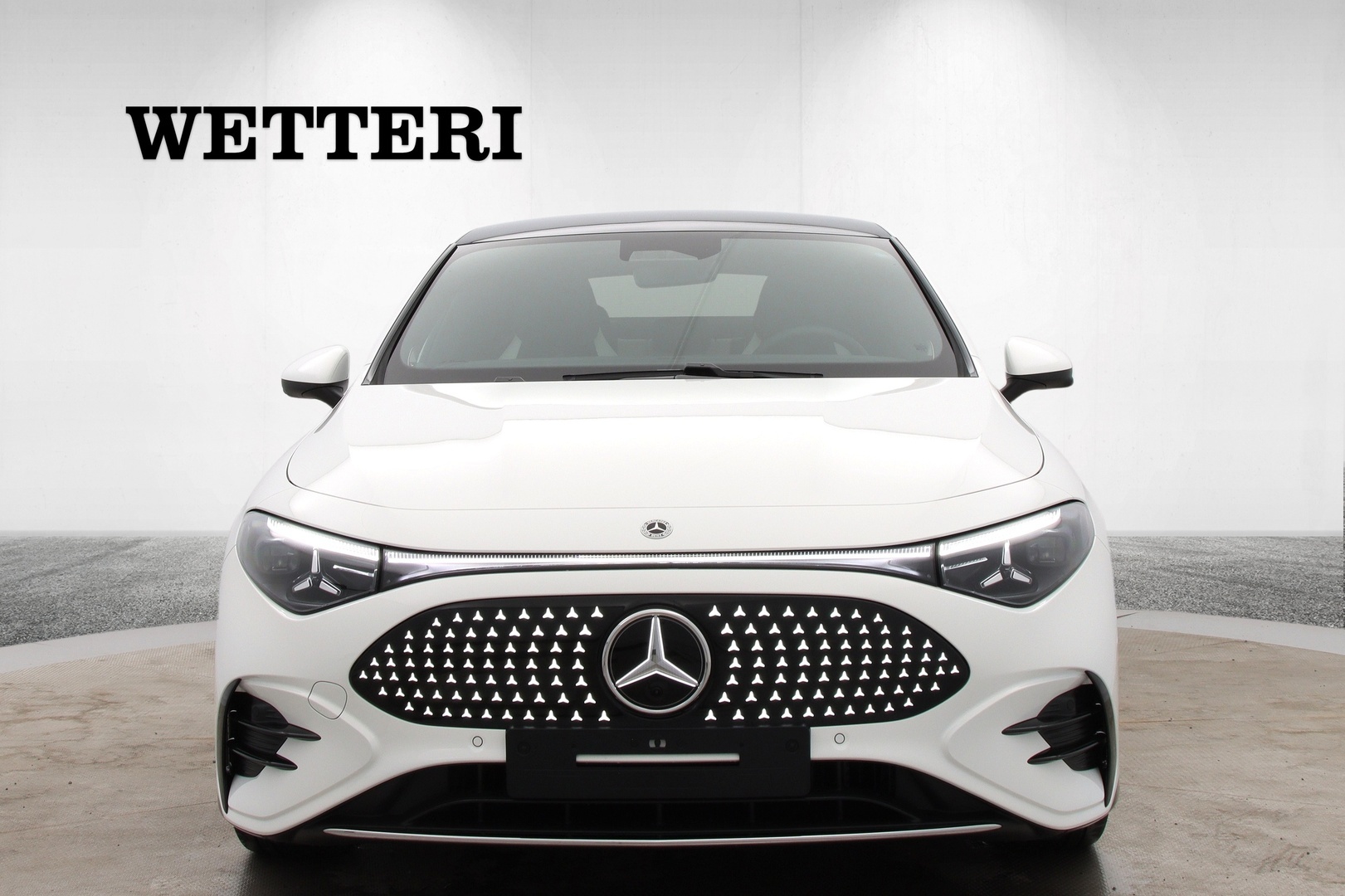 MERCEDES-BENZ CLA 8