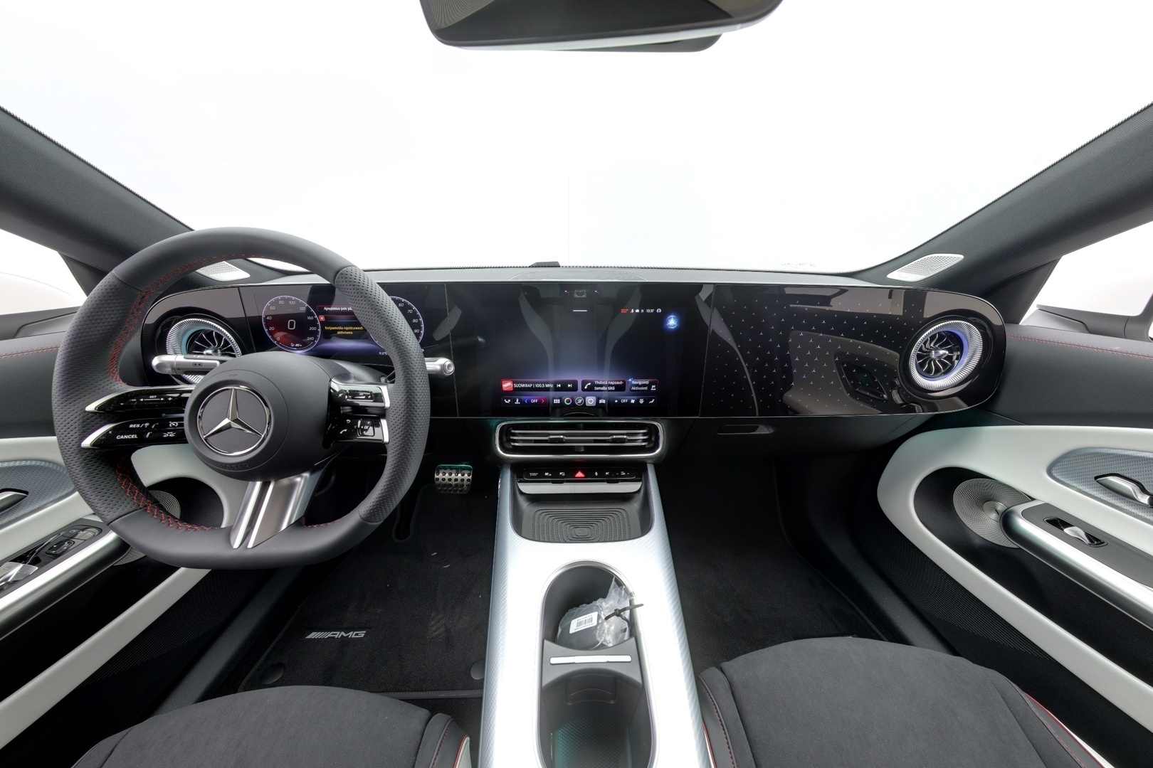 MERCEDES-BENZ CLA 9