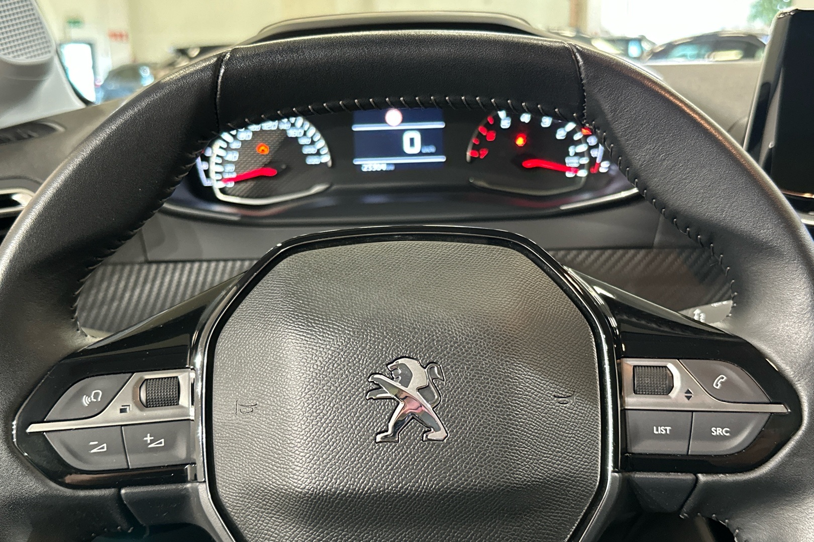 PEUGEOT 208 2021