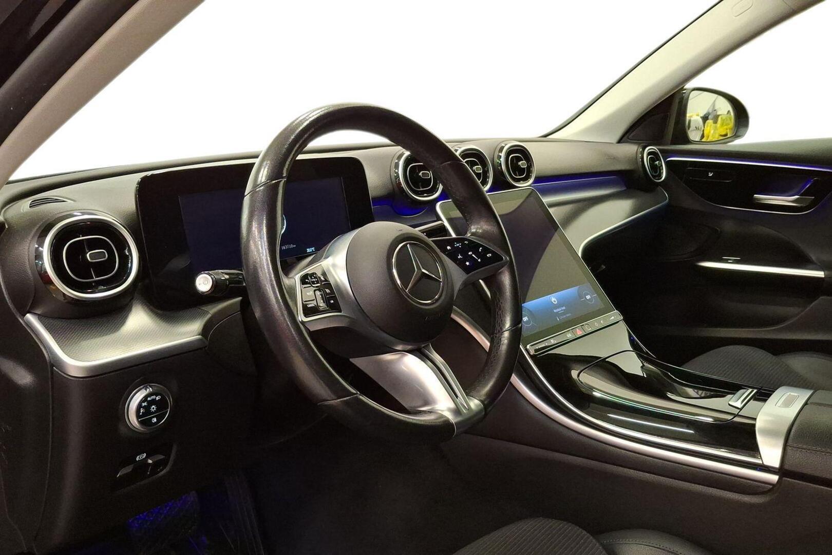 MERCEDES-BENZ C 8