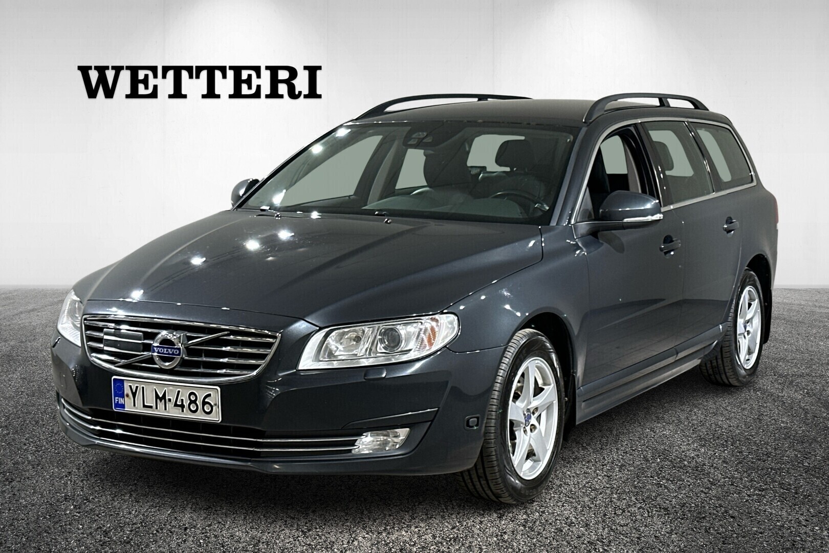 VOLVO V70 2016