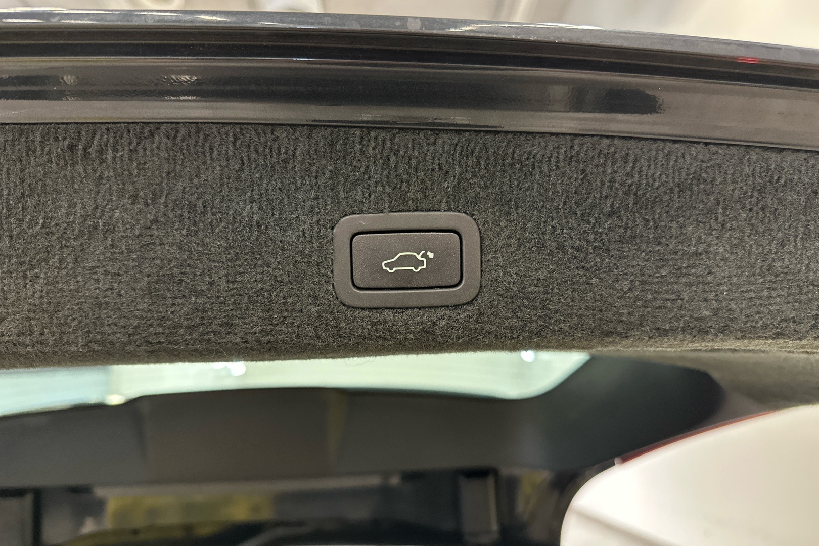 VOLVO V70 2016