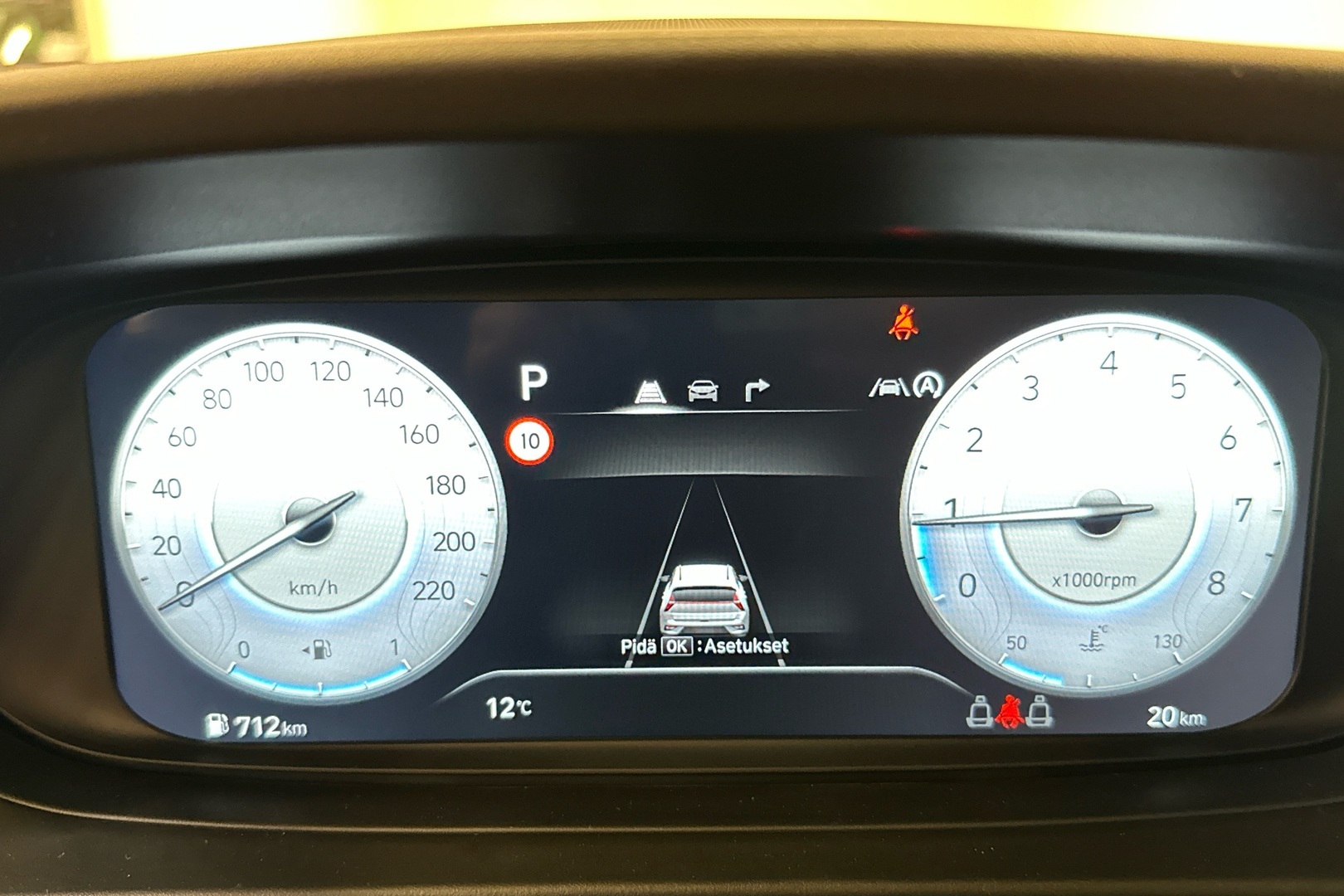 HYUNDAI BAYON CROSS 12