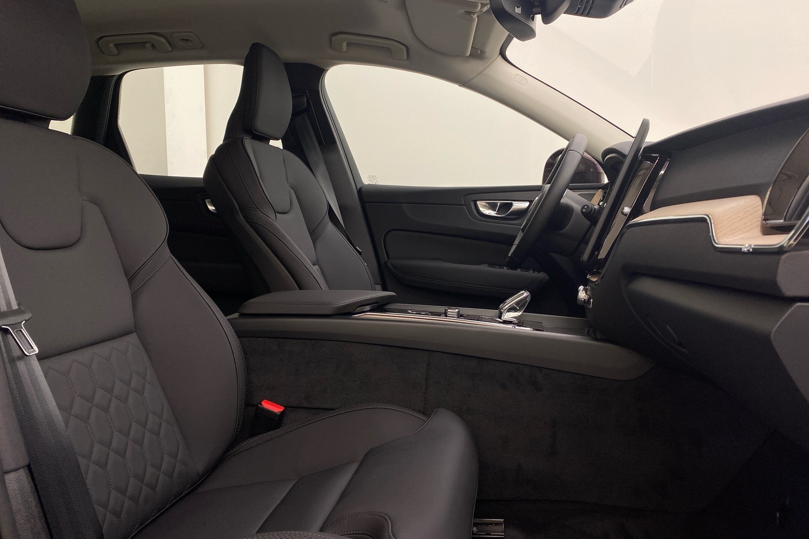 VOLVO XC60 2026