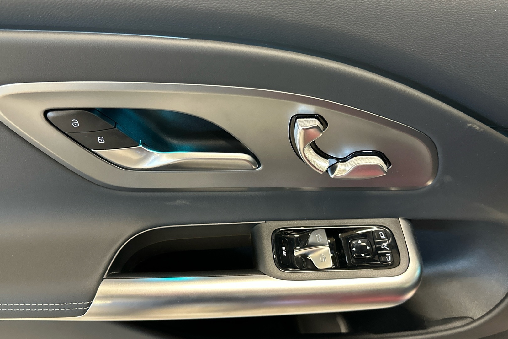 MERCEDES-BENZ CLA 2026