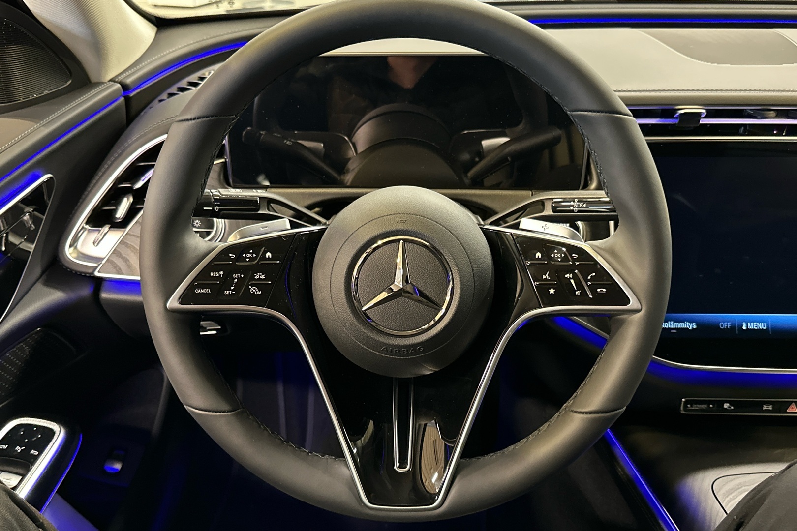 MERCEDES-BENZ E 2026