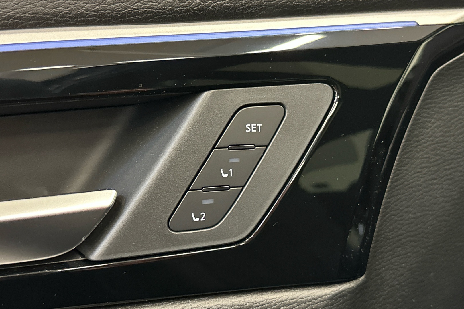 MITSUBISHI Outlander 2026