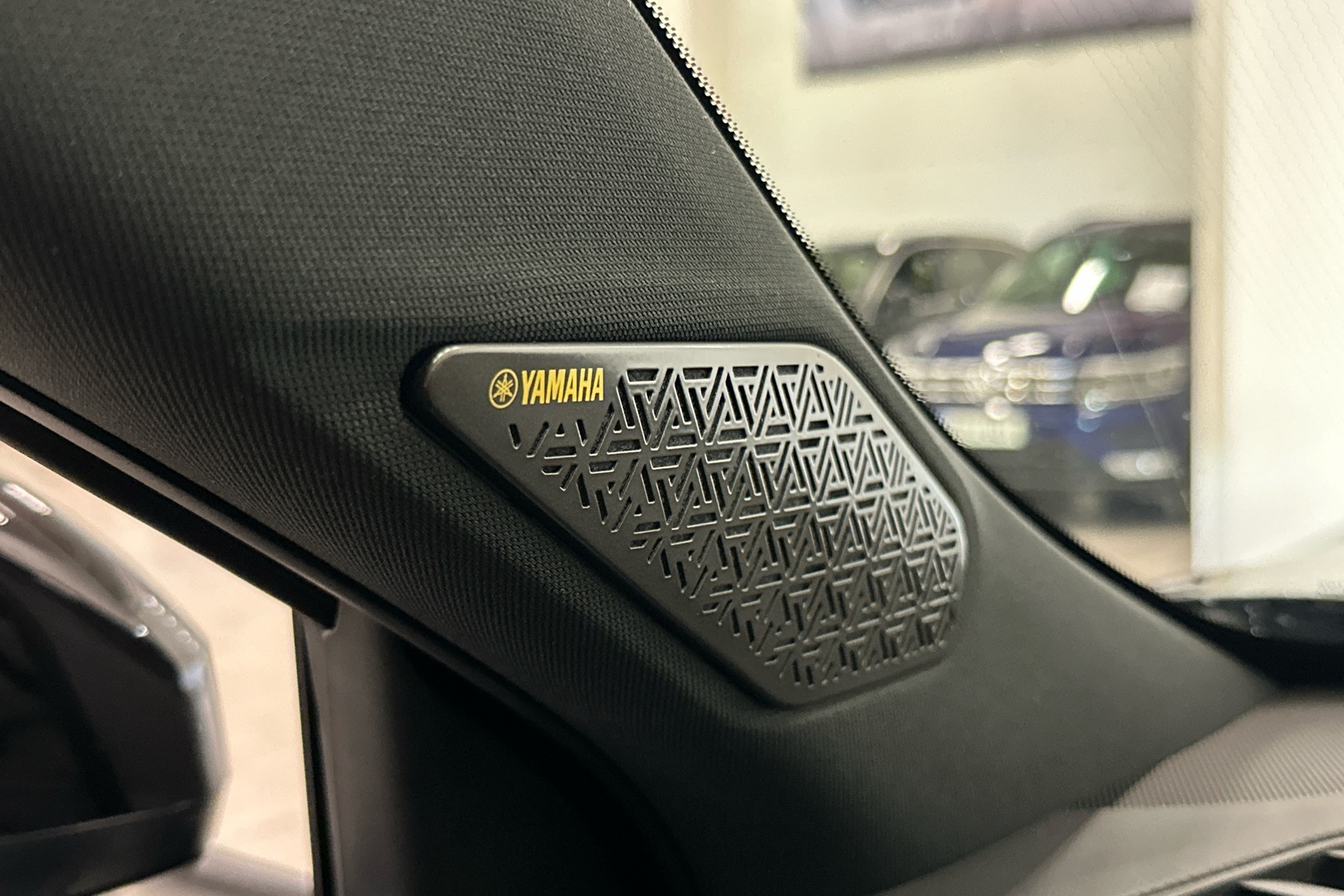 MITSUBISHI Outlander 2026