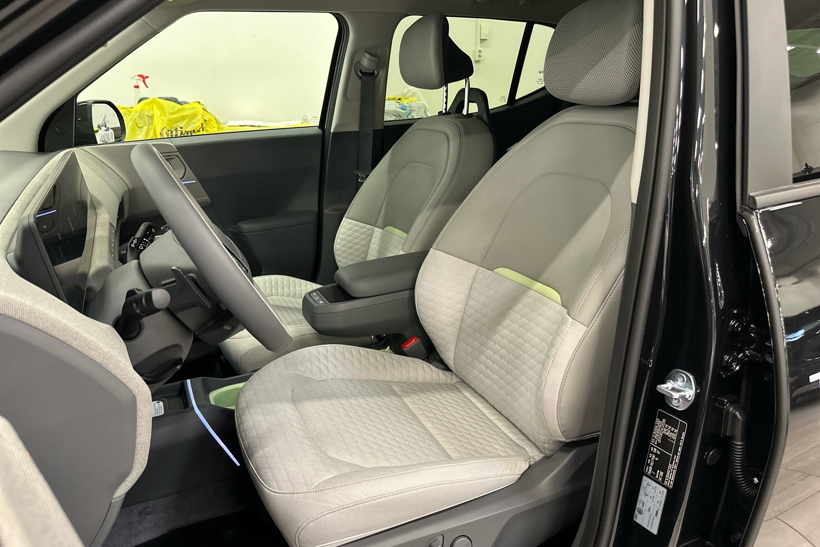 KIA EV2 8