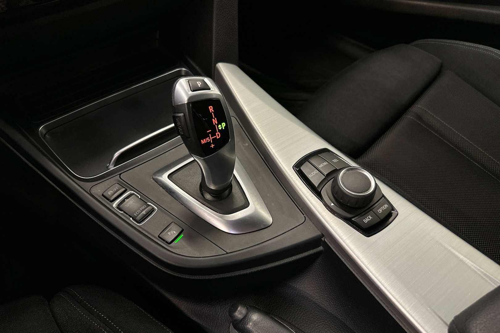 BMW 320 Gran Turismo 2016