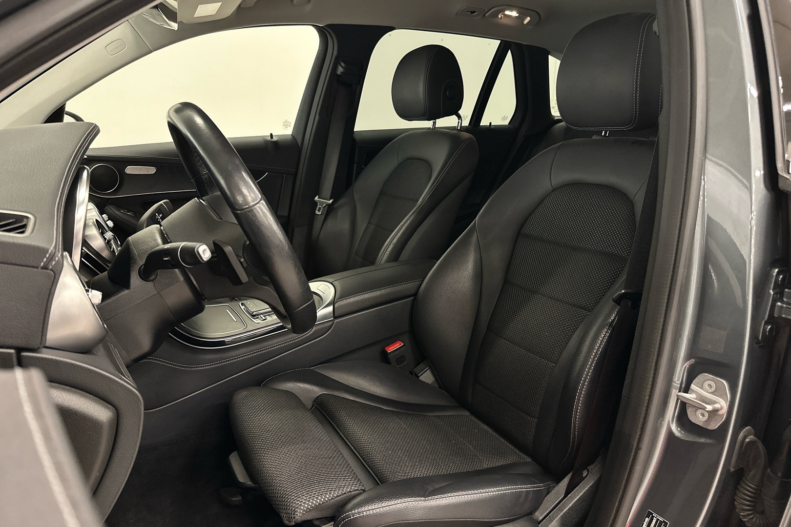 MERCEDES-BENZ GLC 2020