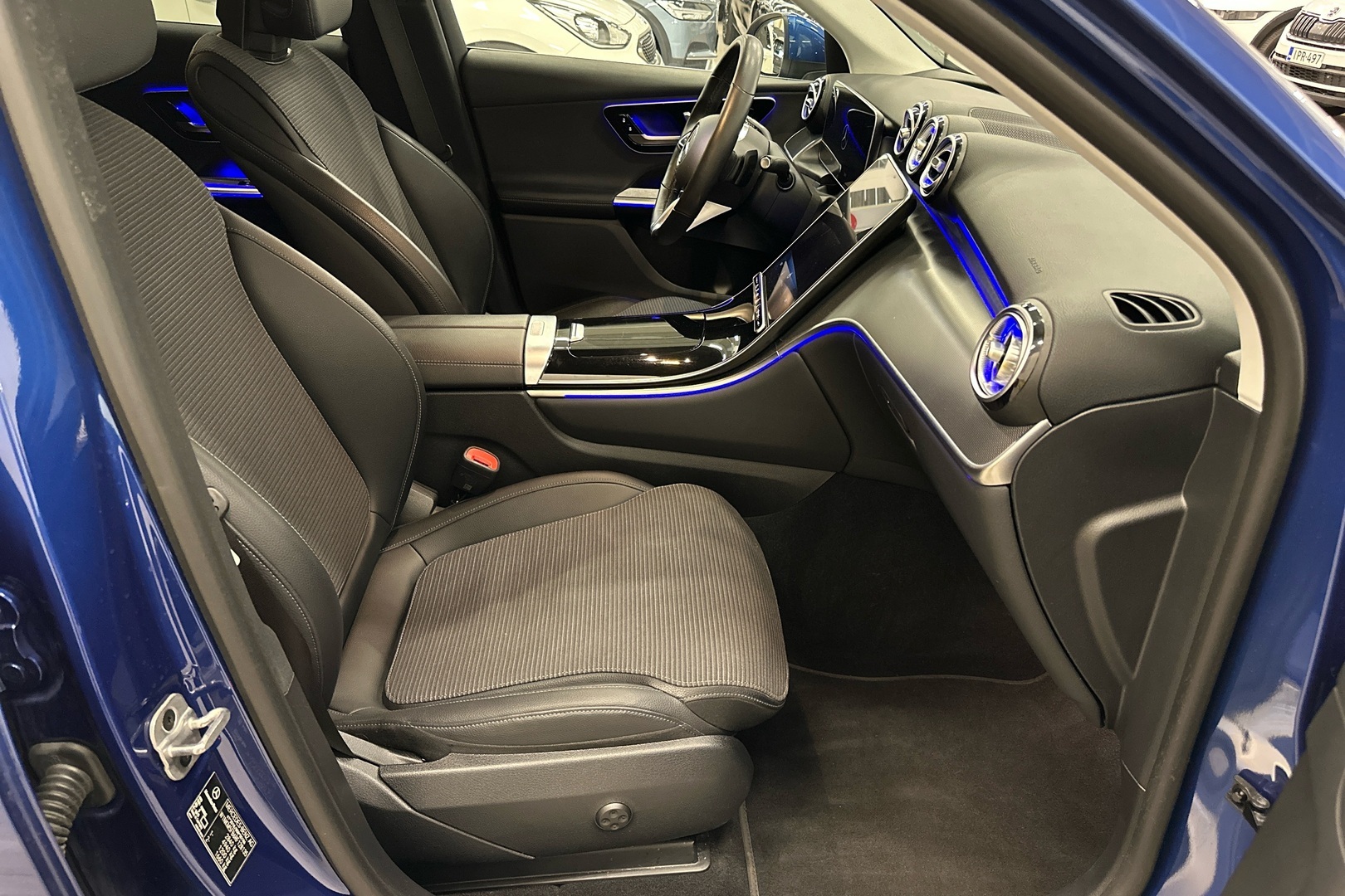 MERCEDES-BENZ GLC 13