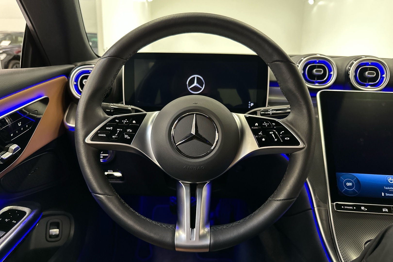 MERCEDES-BENZ CLE 12