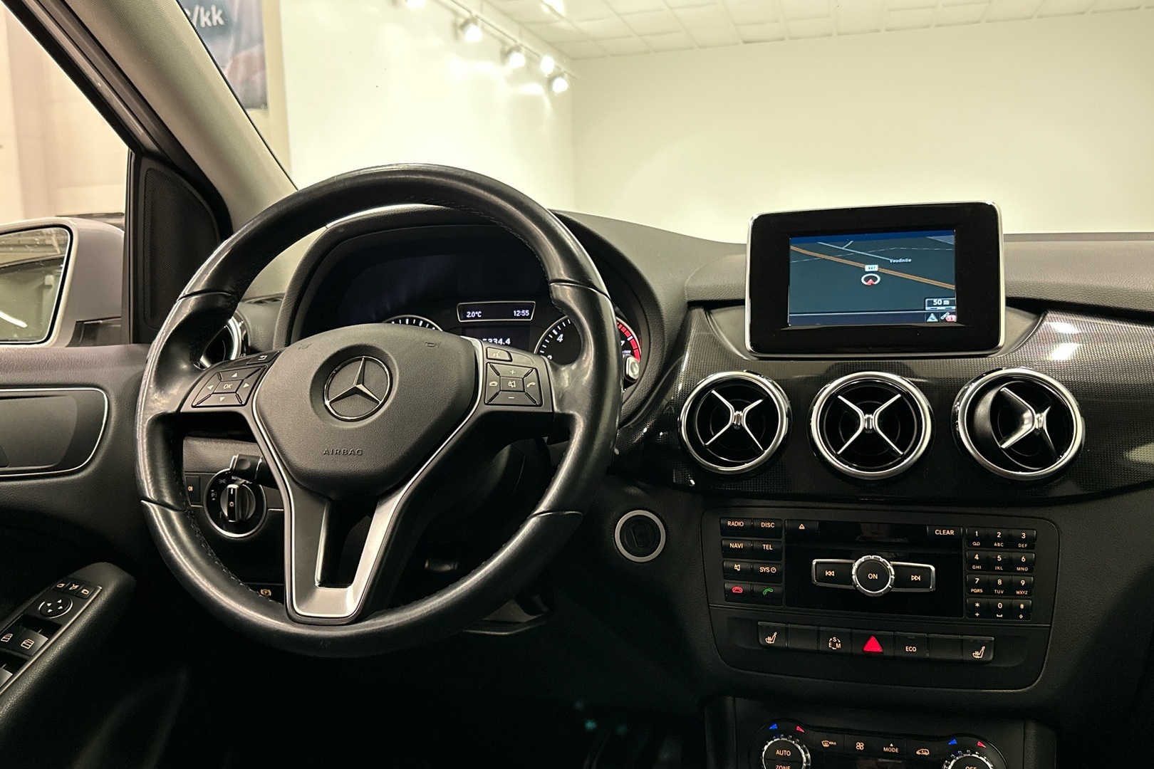 MERCEDES-BENZ B 2014