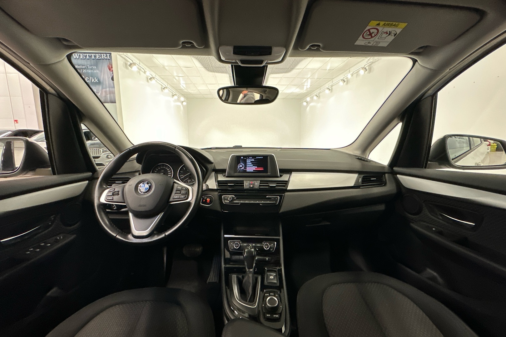 BMW 218 2016