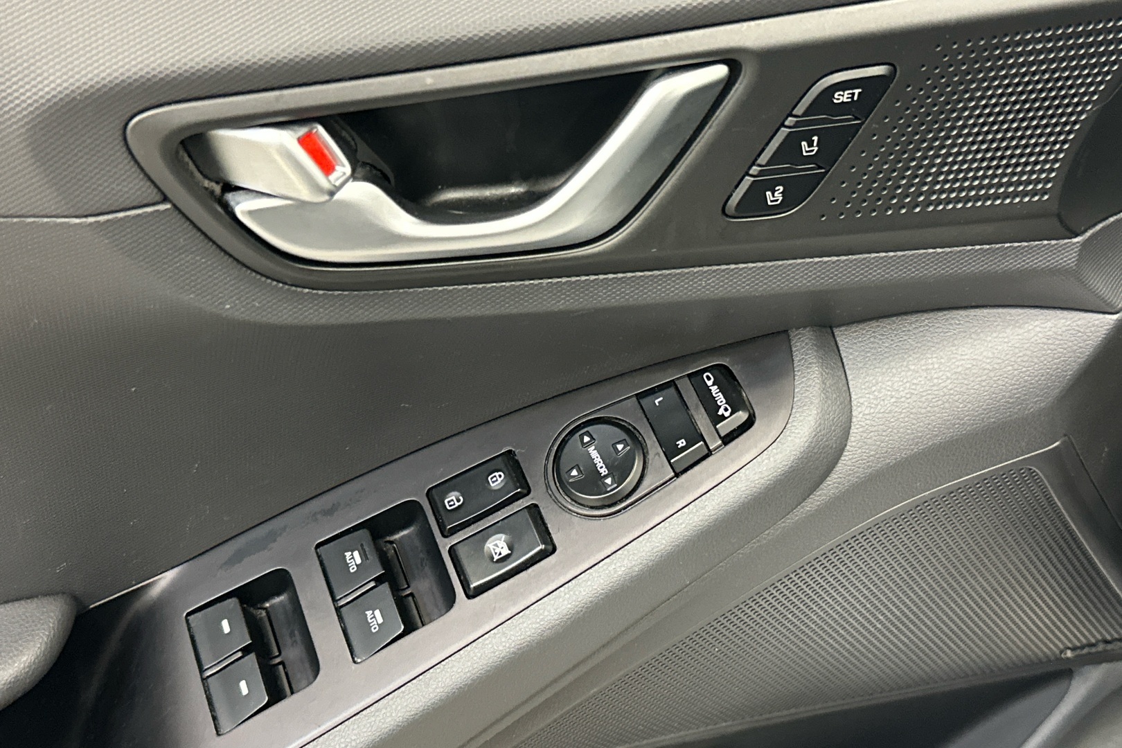 HYUNDAI IONIQ hybrid 2017