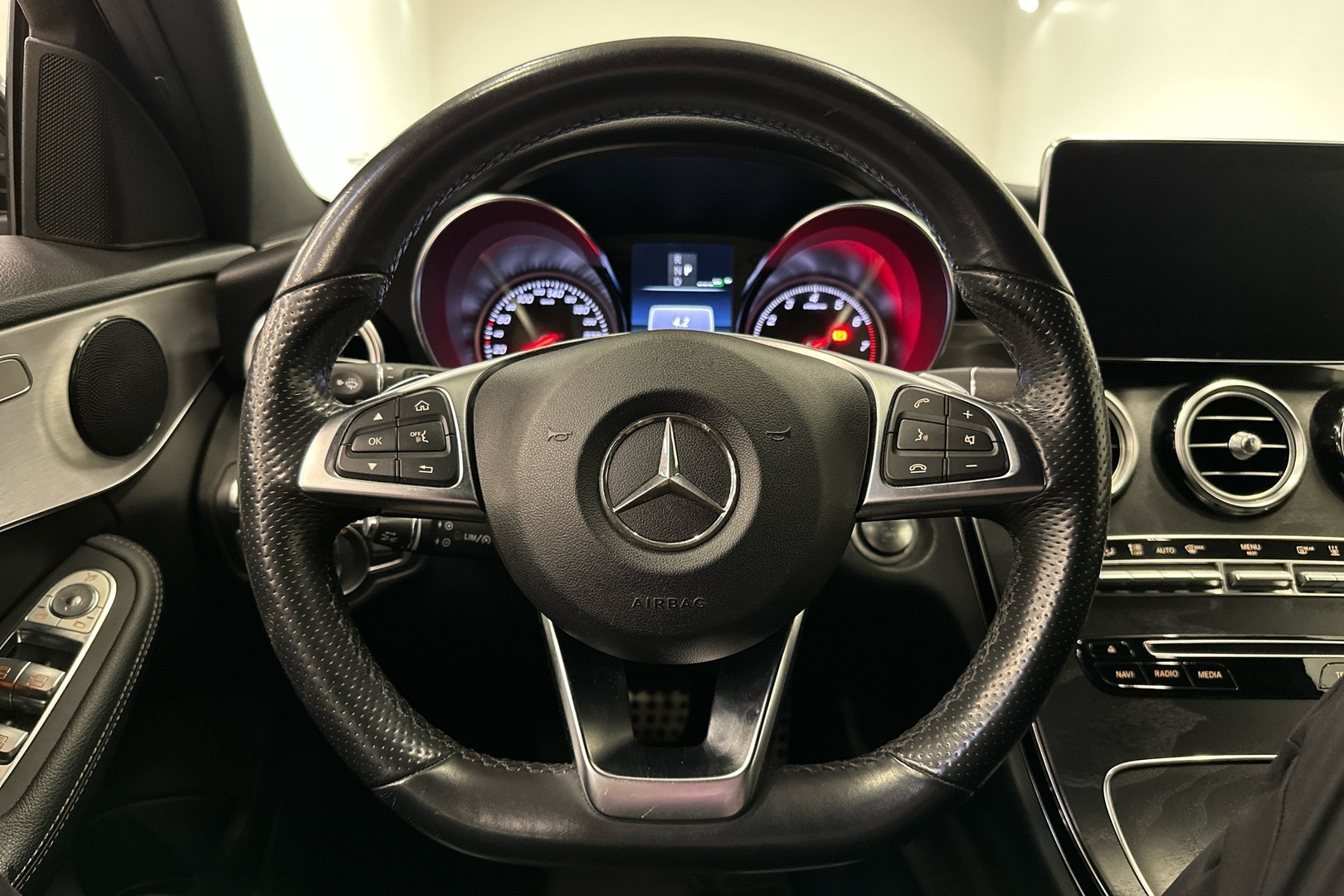 MERCEDES-BENZ C 2018