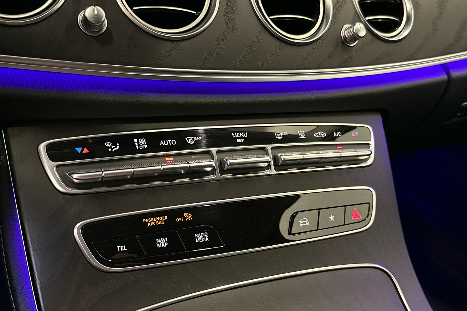 MERCEDES-BENZ E 2021