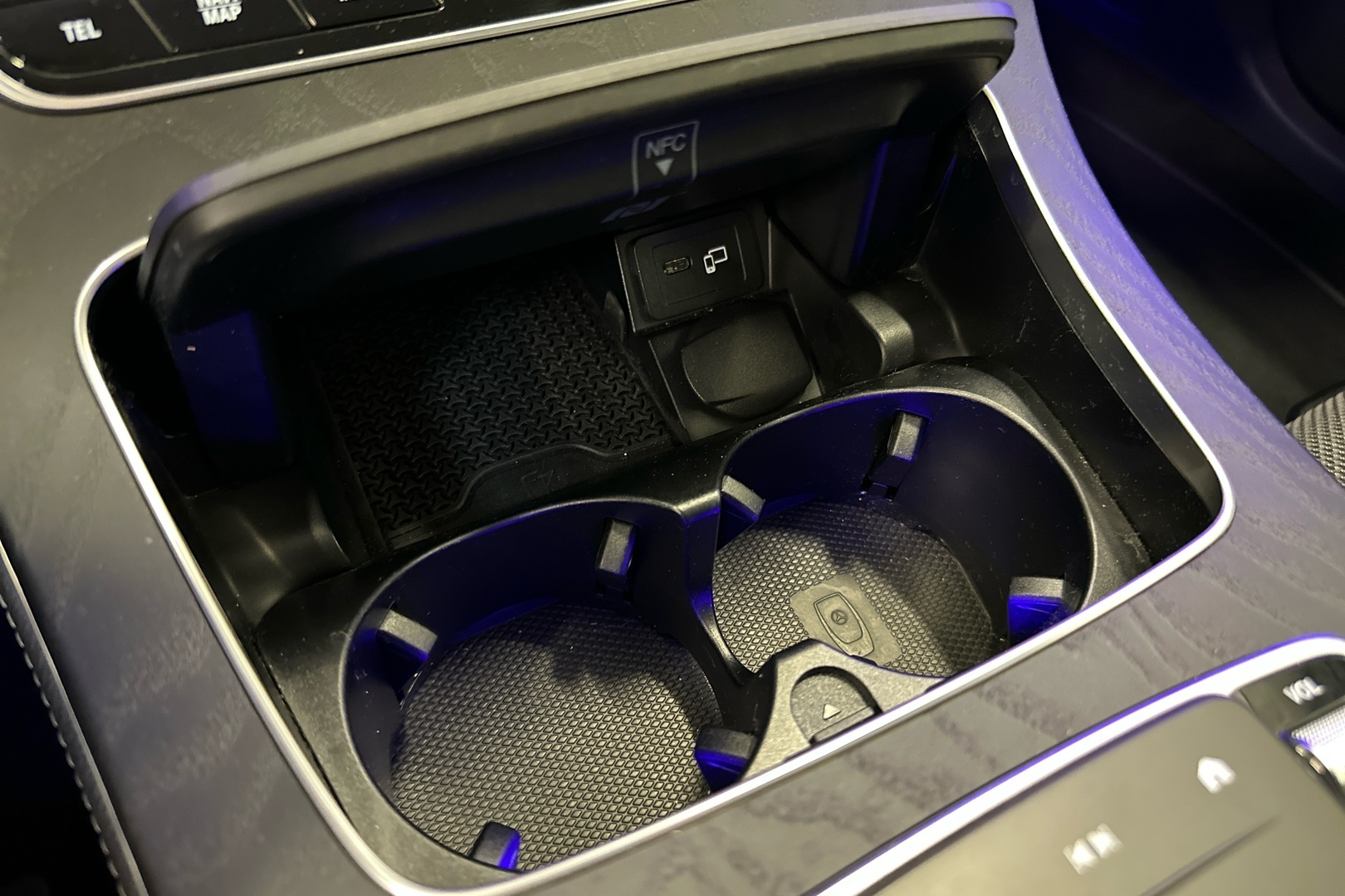 MERCEDES-BENZ E 2021