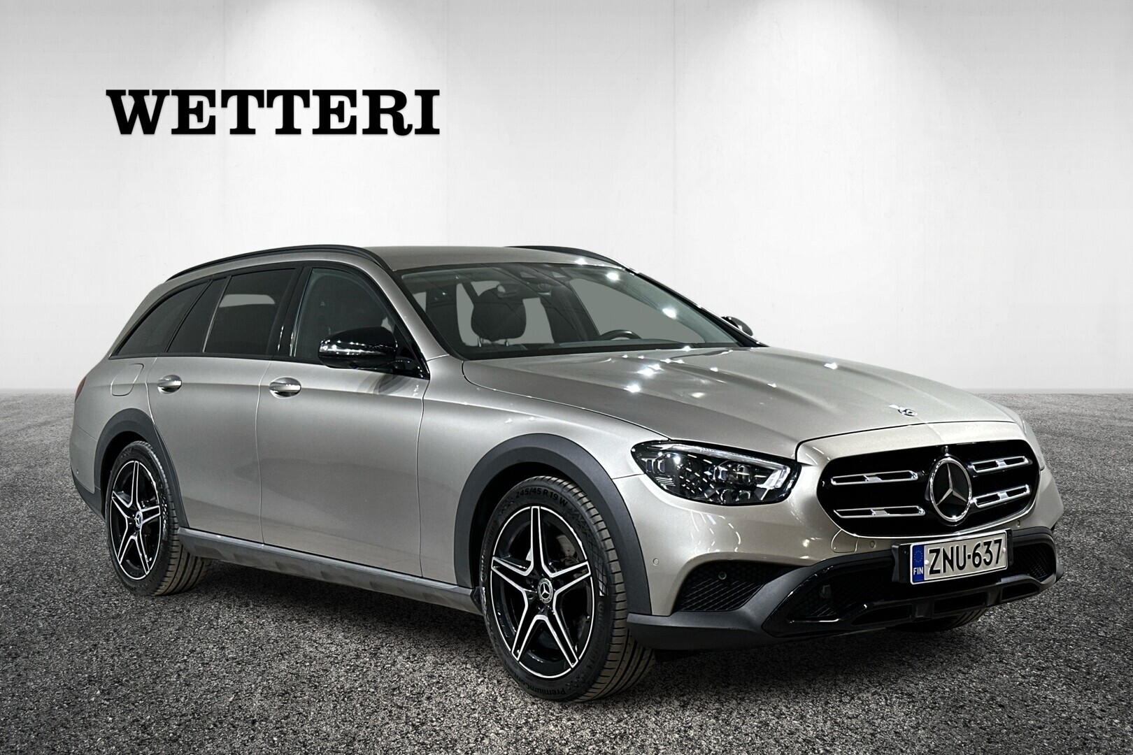 MERCEDES-BENZ E 2021