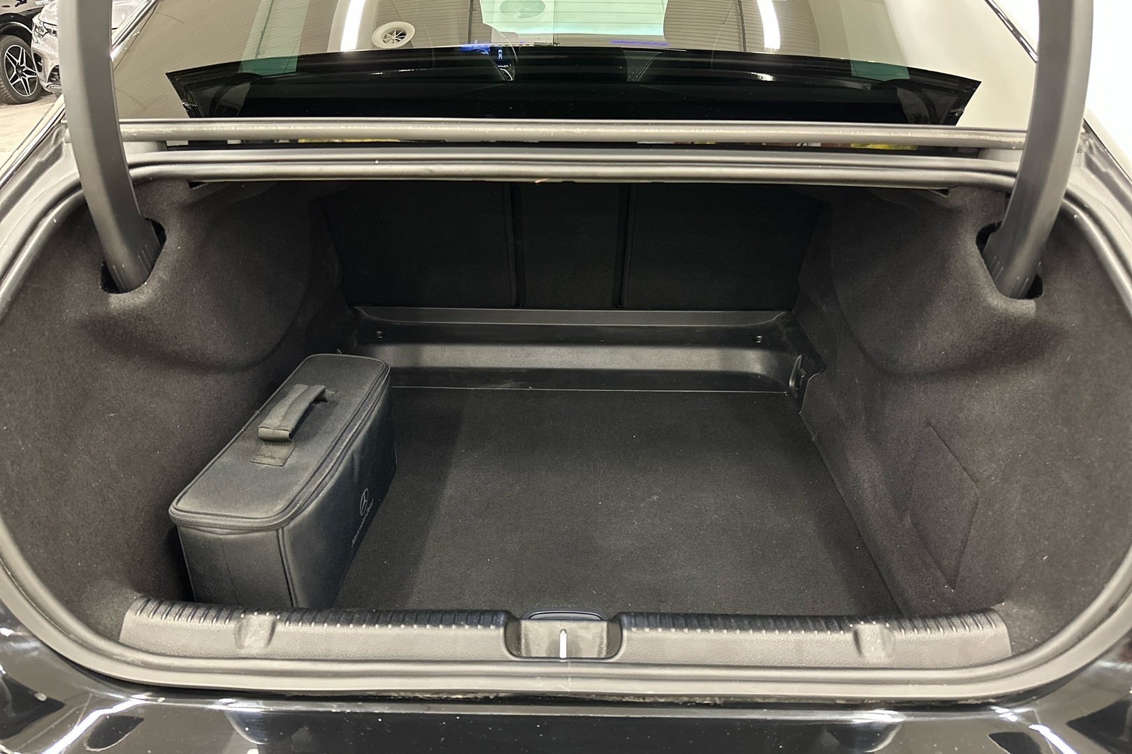 MERCEDES-BENZ EQE 2022