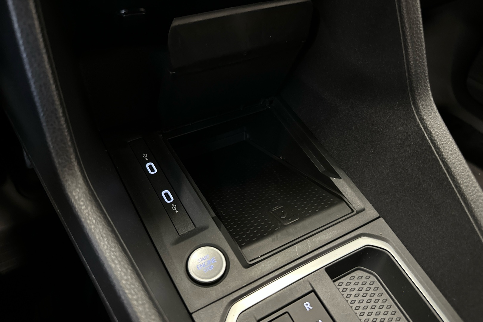 FORD Transit Connect 2024