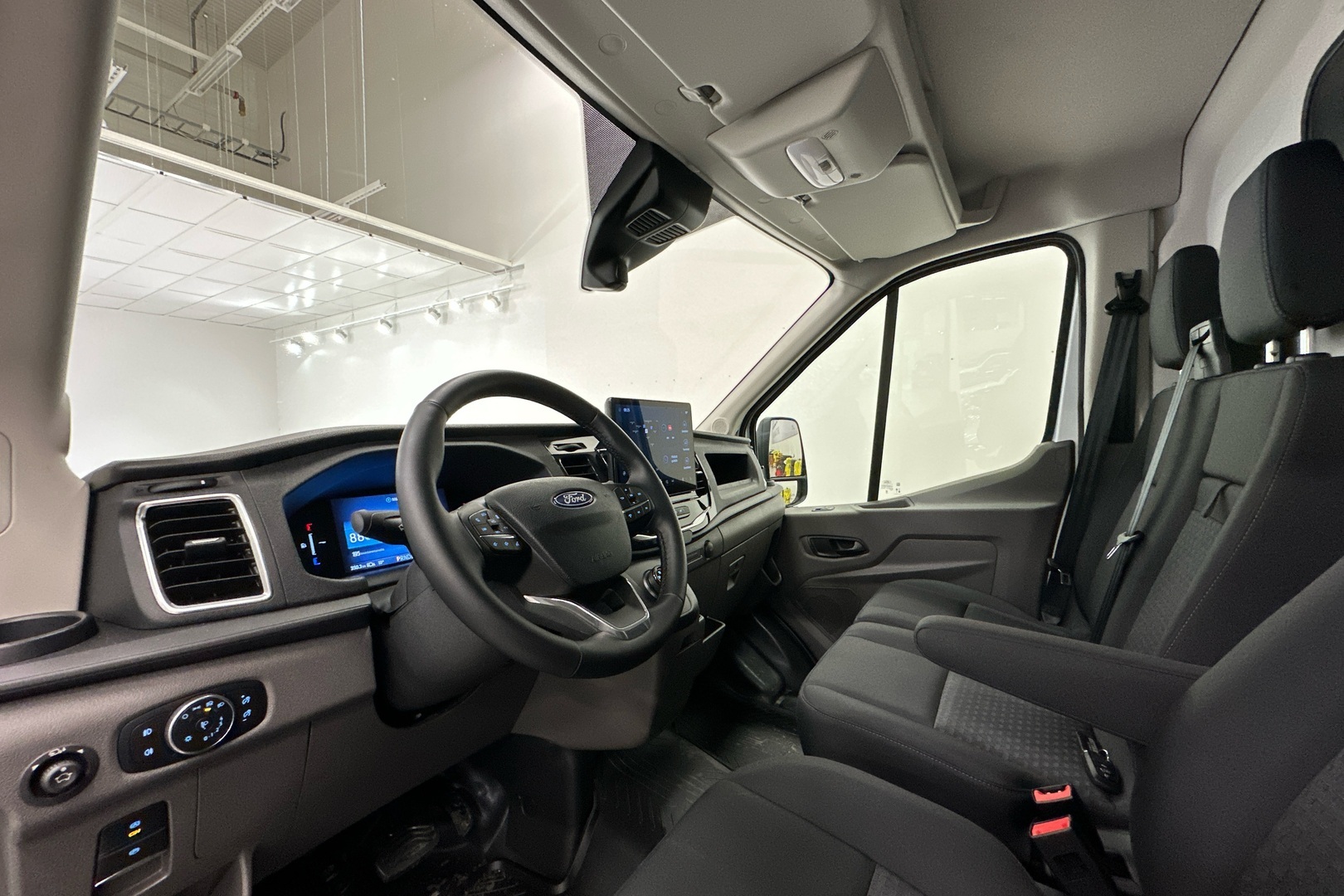 FORD Transit 2025