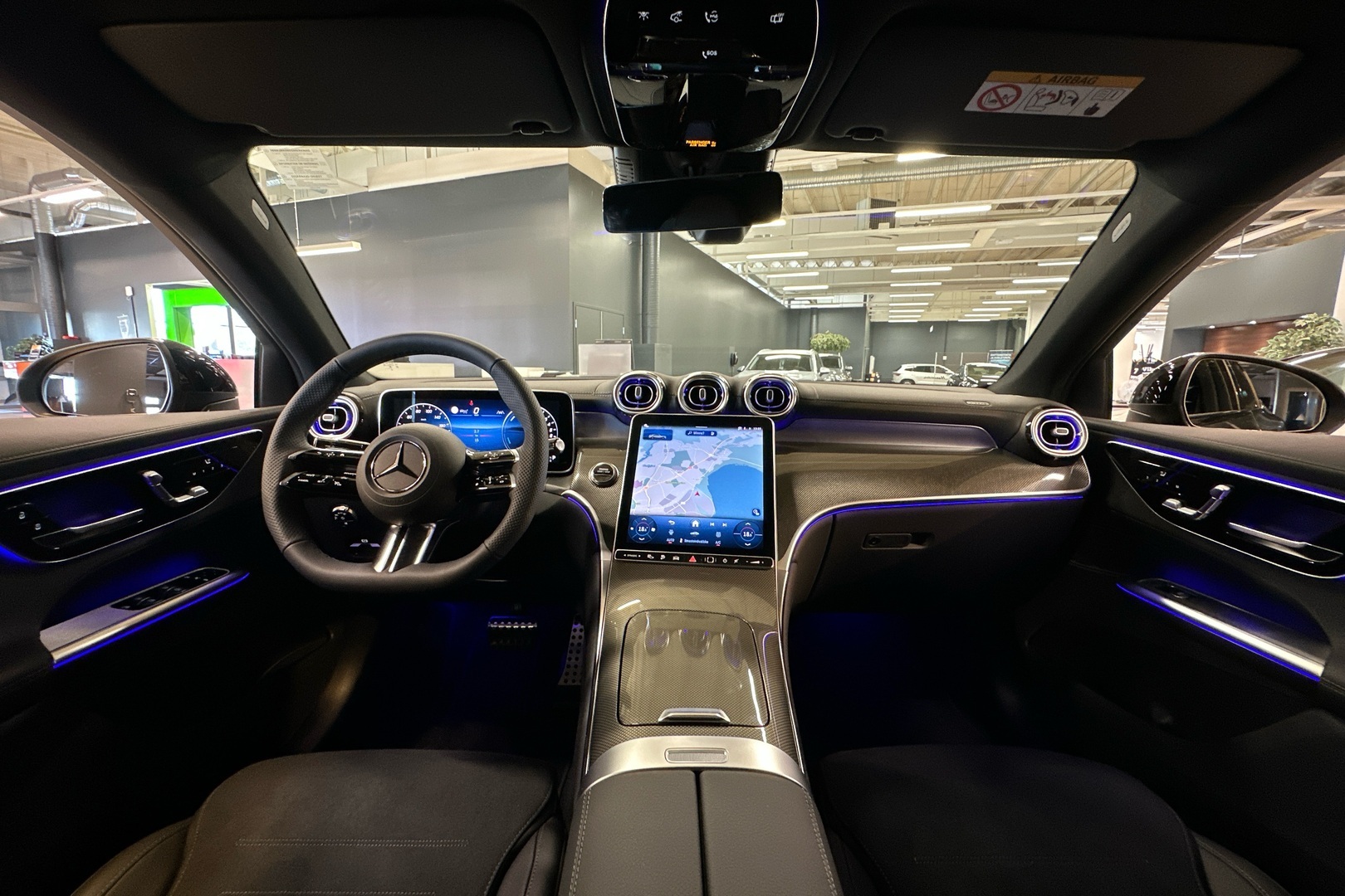 MERCEDES-BENZ GLC 2025