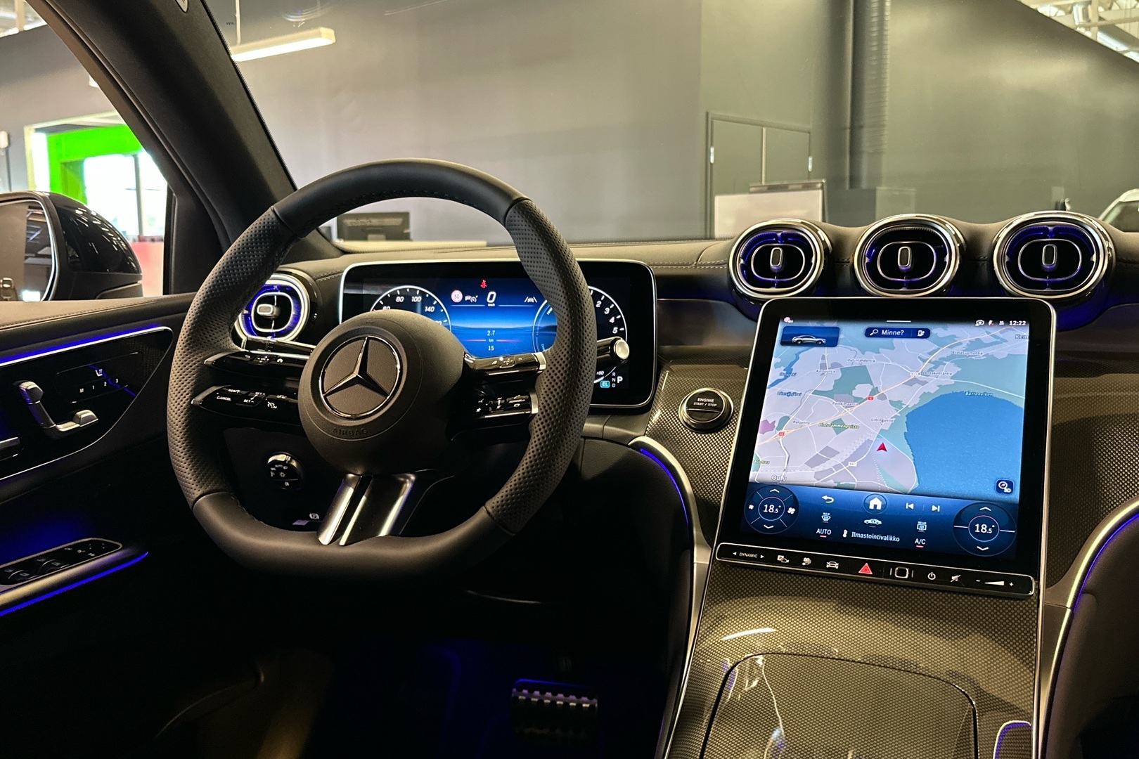 MERCEDES-BENZ GLC 2025