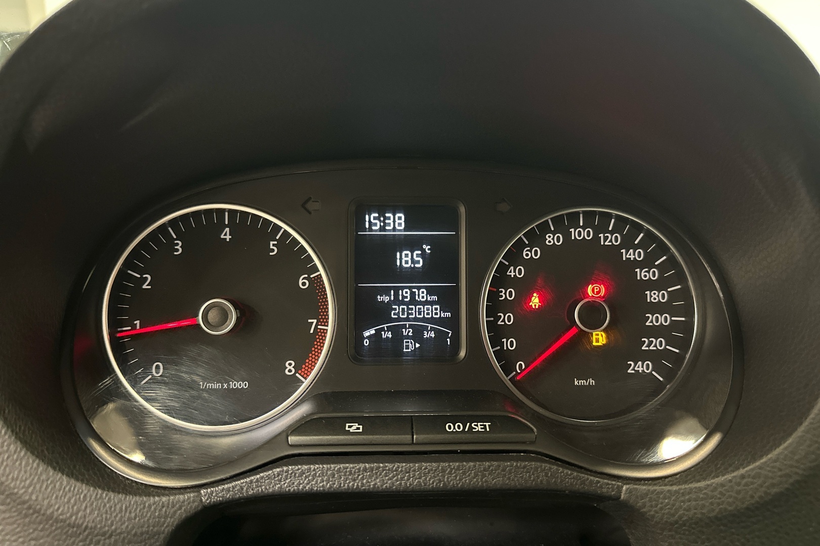 VOLKSWAGEN Polo 2011