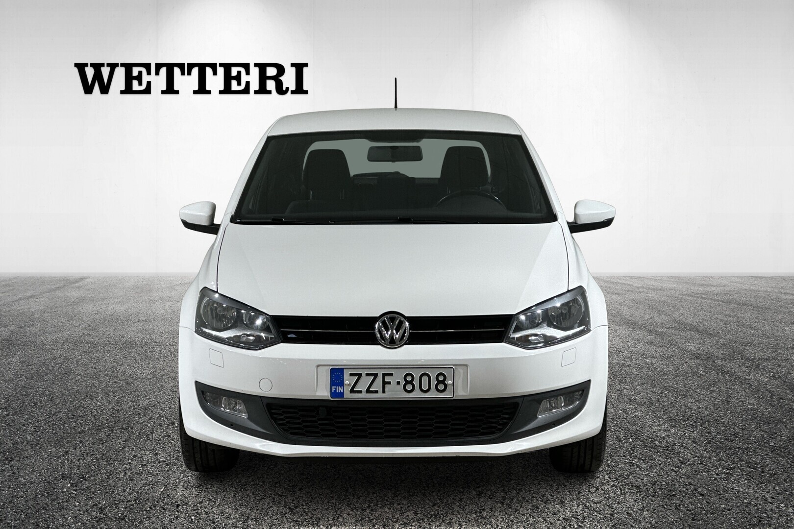 VOLKSWAGEN Polo 2011