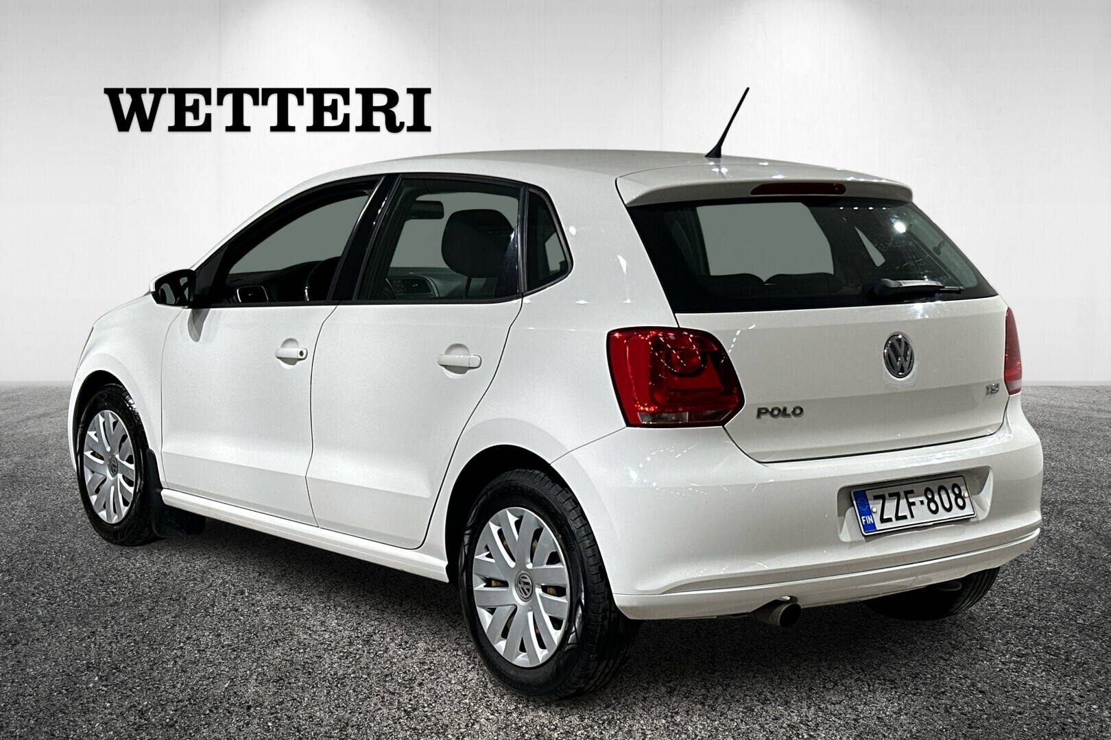 VOLKSWAGEN Polo 2011