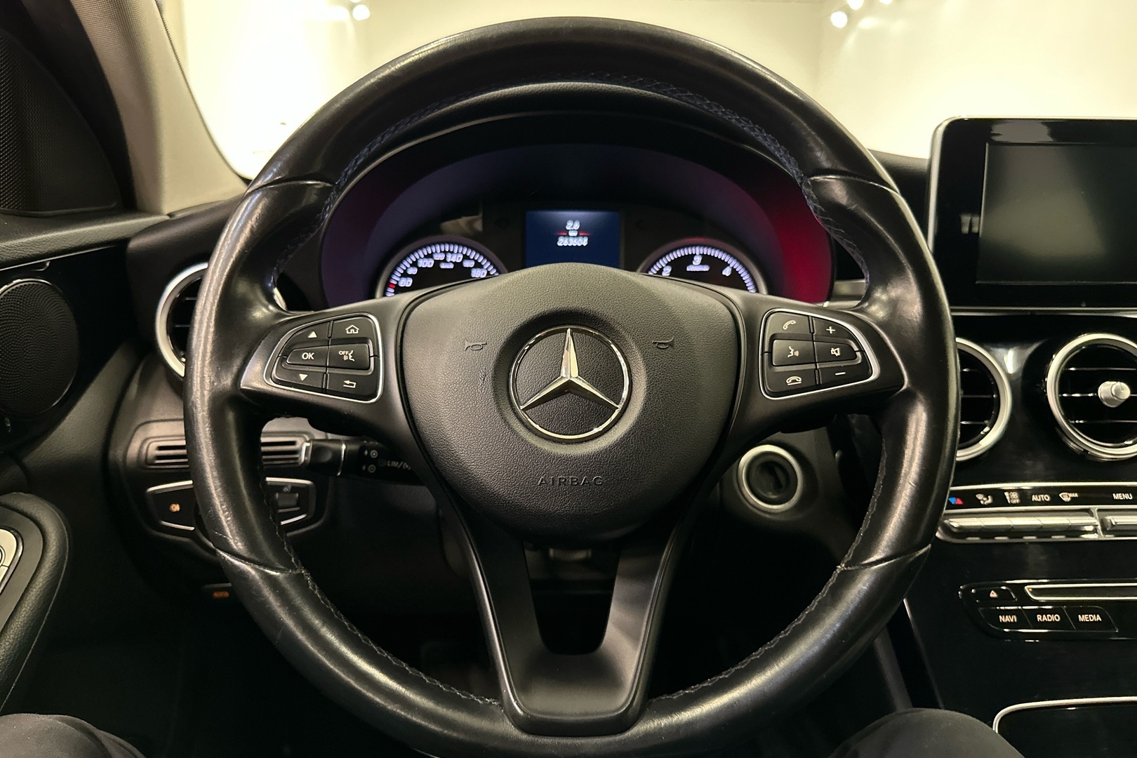 MERCEDES-BENZ C 2015
