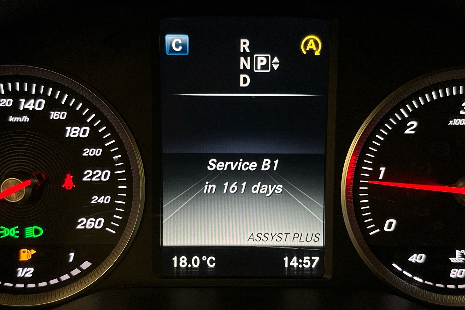 MERCEDES-BENZ C 2015