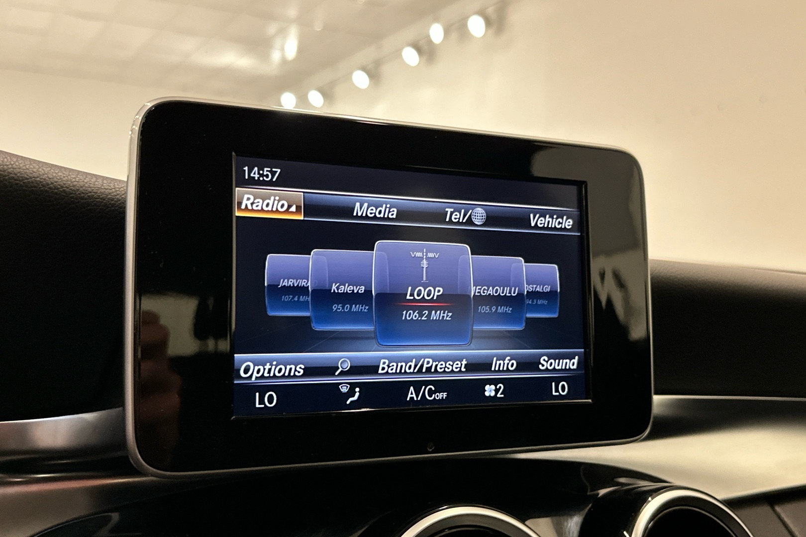 MERCEDES-BENZ C 2015