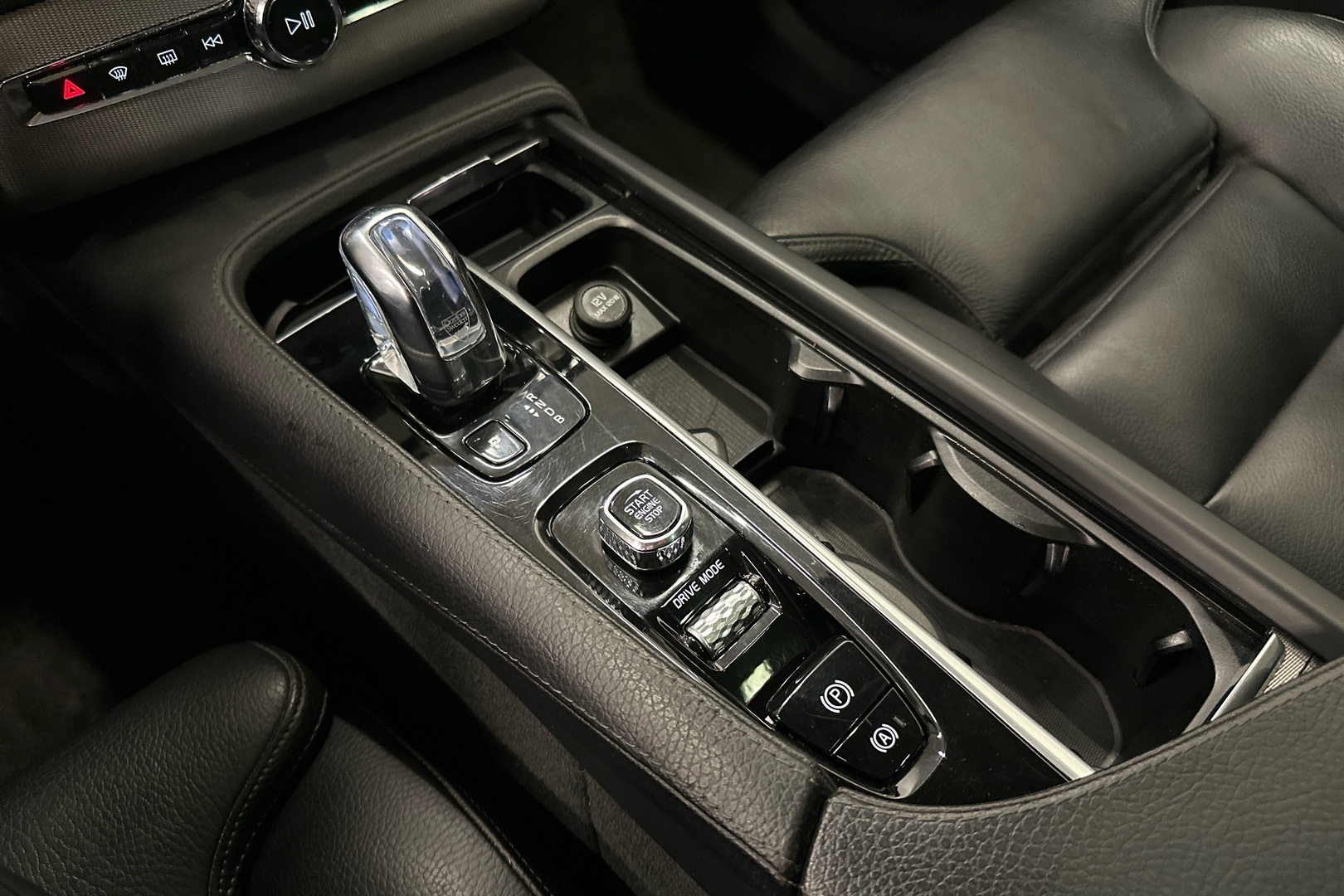 VOLVO XC90 2019