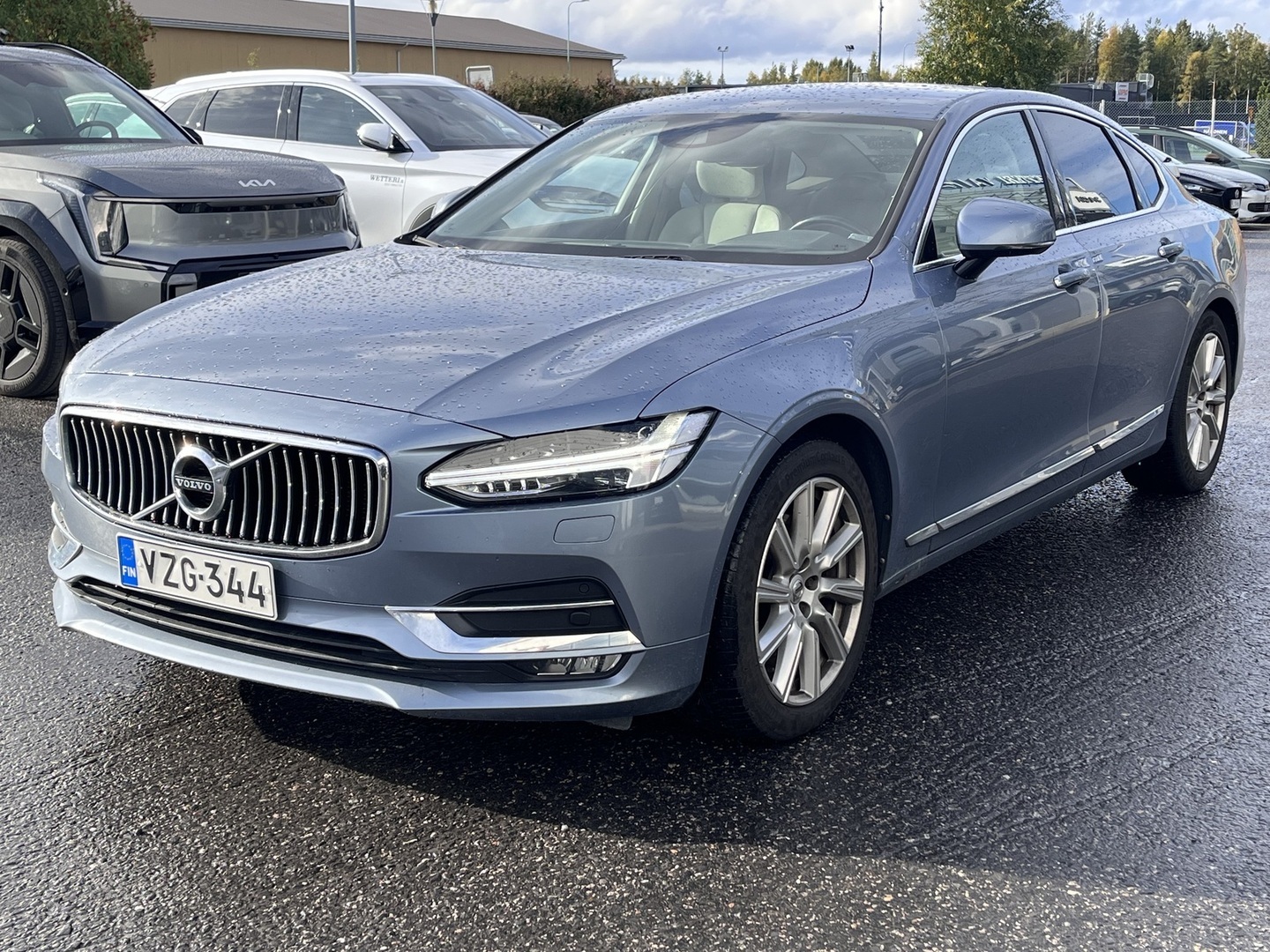 VOLVO S90 2017