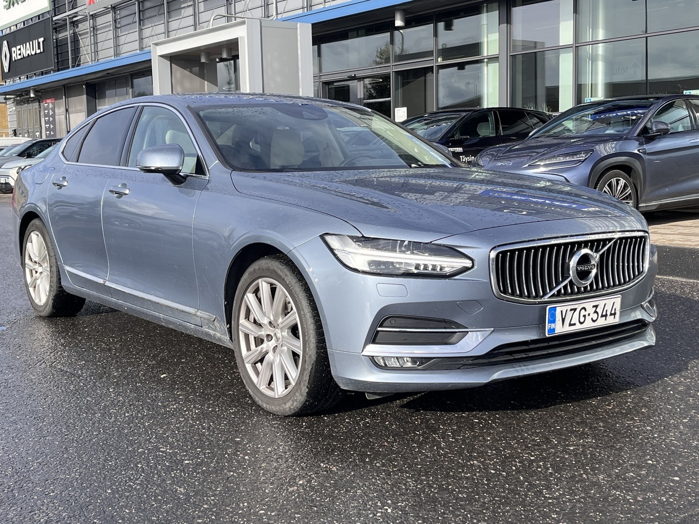 VOLVO S90 2017